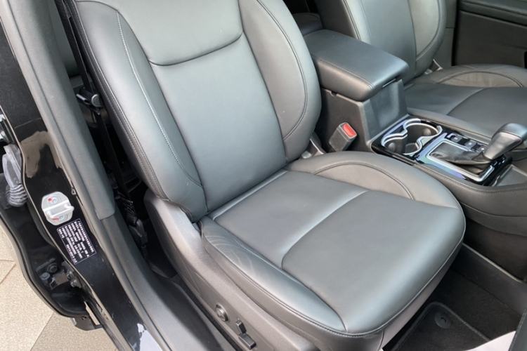 Used  Grand Commander 2018 2.0T Four-Wheel Drive Enjoyment Edition China VI
