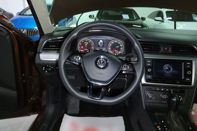 Used Volkswagen Lamando 2019 230TSI DSG Fashion Edition China V Standard
