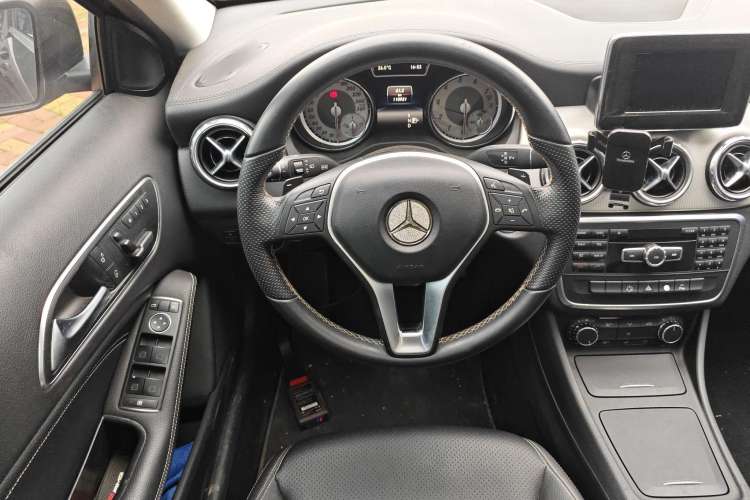 Used Mercedes-Benz GLA 2015 GLA 200 Sport Edition