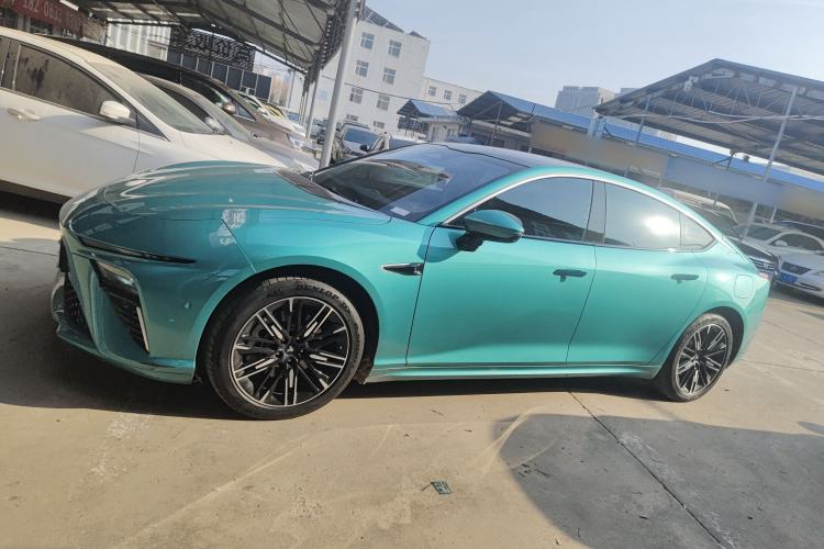 Used NETA S 2022 Extended-Range Version 1160 km Range Rear-Wheel Drive Mid-Grade