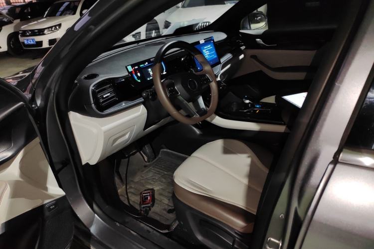 Used BYD Qin PLUS 2024 HONOR Edition DM-i 55KM Leading Model
