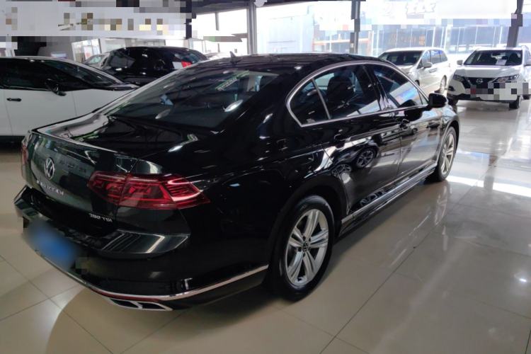 Used Volkswagen Magotan 2025 Zhongxiang Version 280TSI DSG Comfort Edition
