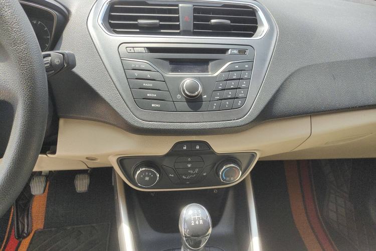 Used Ford Escort 2015 1.5L Manual Comfort Model
