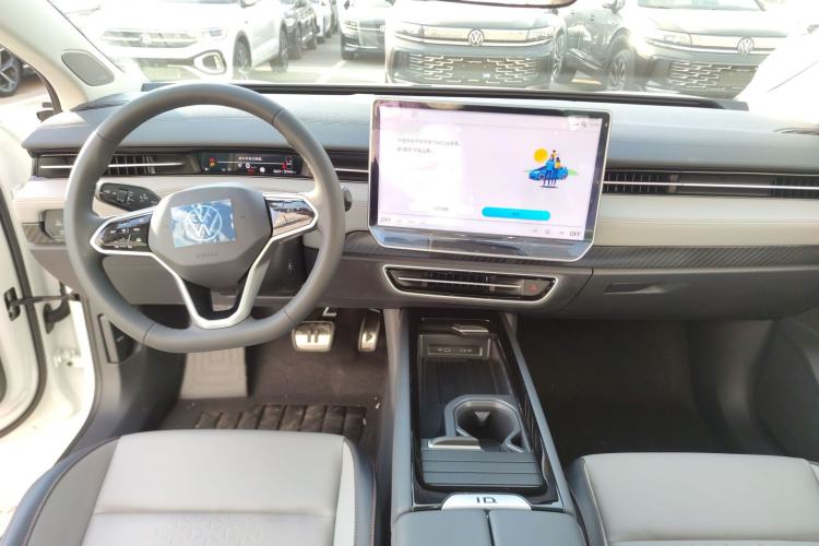 Used Volkswagen ID.7 VIZZION 2024 AIR model
