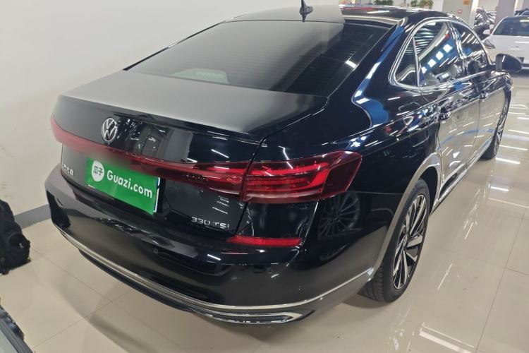 Used Volkswagen Passat 2022 330TSI Elite Edition Custom Version
