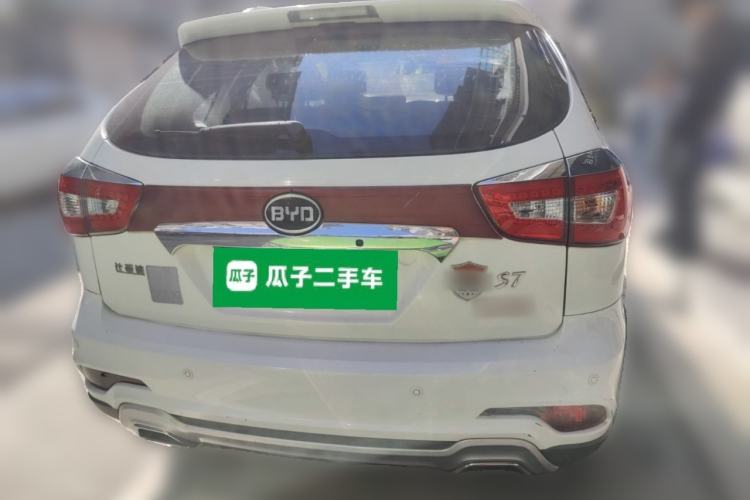 Used BYD S7 2015 2.0T Automatic Prestige Model
