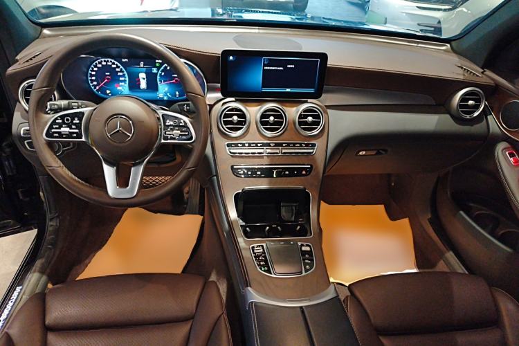 Used Mercedes-Benz GLC 2021 GLC 260 L 4MATIC Luxury Model