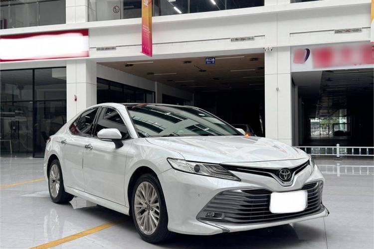Used Toyota Camry 2018 2.5G Luxury Edition
