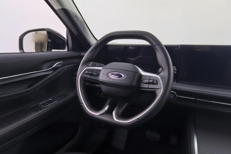 Used Ford Edge 2025 Ford Explorer L 2.0T EcoBoost E-Hybrid Two-Wheel Drive 7-Seater Fashion Edition
