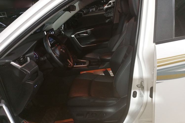 Used Toyota Wildlander 2021 Dual-Engine 2.5L E-CVT Two-Wheel Drive Luxury Edition
