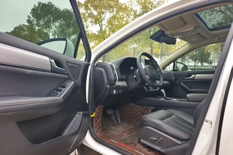 Used BYD Tang 2018 2.0T Automatic SmartConnect Prestige 7-Seater China V Standard