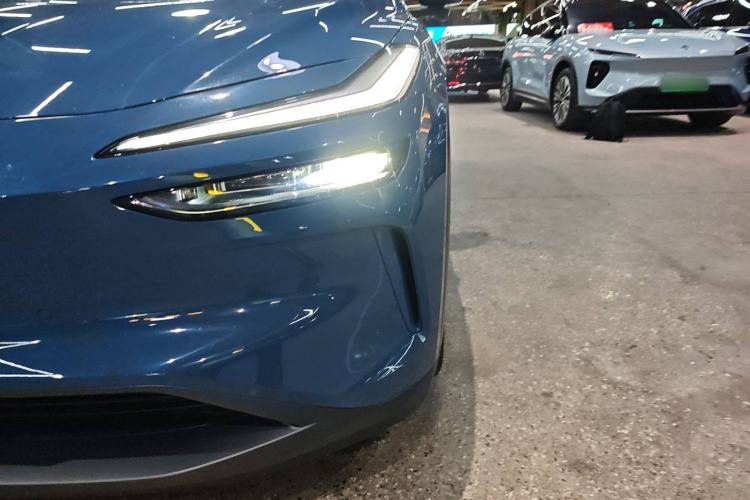 Used ONVO L60 2024 60 kWh Rear-Drive Version
