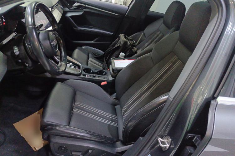 Used Audi A3 2021 Sportback 35 TFSI Fashionable Sports Model
