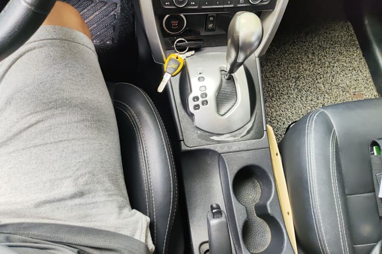 Used Renault Koleos 2014 Revised Version 2.0L Two-Wheel Drive Fashion Edition
