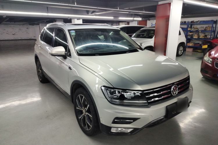 Used Volkswagen Tiguan L 2019 330TSI Automatic Two-Wheel Drive Smart Luxury Version China V Emission Standard