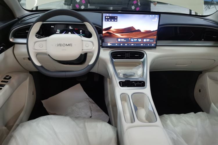 Used  Geome 2025 310km Dream Edition