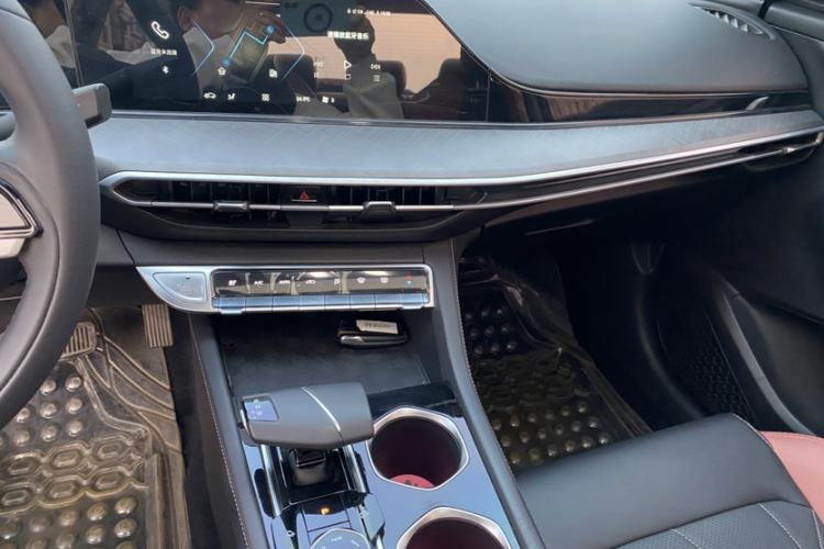 Used Changan Eado 2022 PLUS Blue Whale NE 1.4T GDI DCT Prestige Edition
