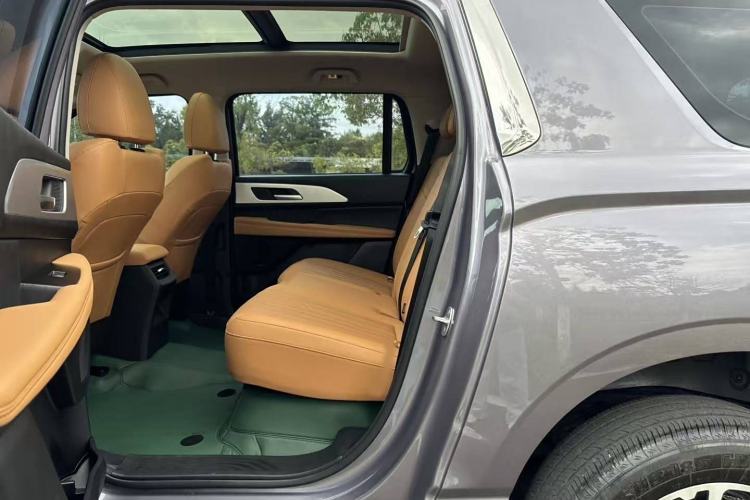 Used Haval H5 2023 2.0T Automatic All-Wheel Drive LinkedIn Gasoline
