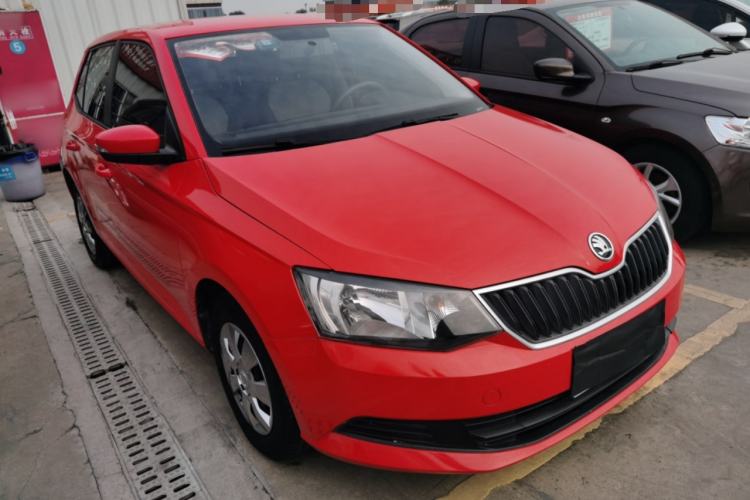 Used Skoda Fabia 2015 1.4L Manual Front-Wheel Drive Model
