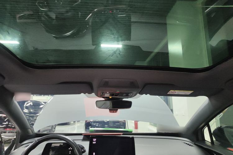 Used Volkswagen ID.4 CROZZ 2021 Long-Range Lite PRO Two-Wheel Drive Version
