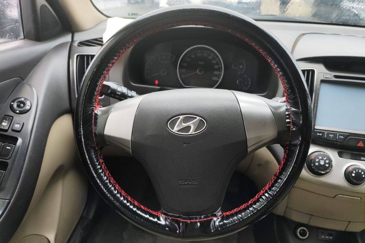 Used Hyundai Celesta 2011 1.6L Manual Luxury Model
