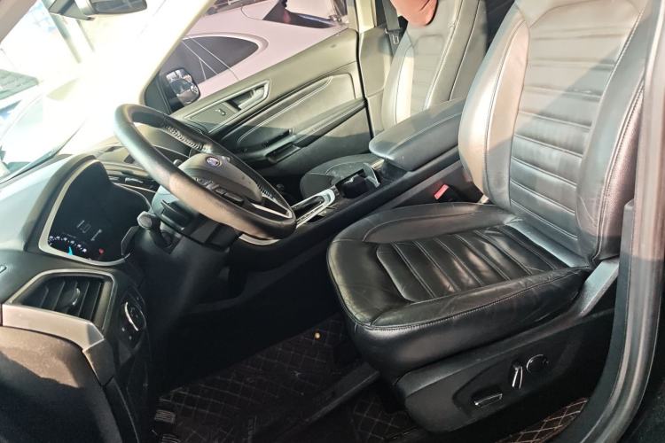 Used Ford Edge 2016 EcoBoost 245 Four-Wheel Drive Titanium Edition 7-Seater