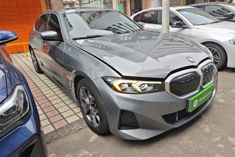 Used BMW i3 2022 eDrive 35 L
