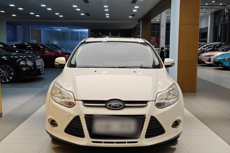 Used Ford Focus 2015 Hatchback 1.6L Automatic Fashion Edition