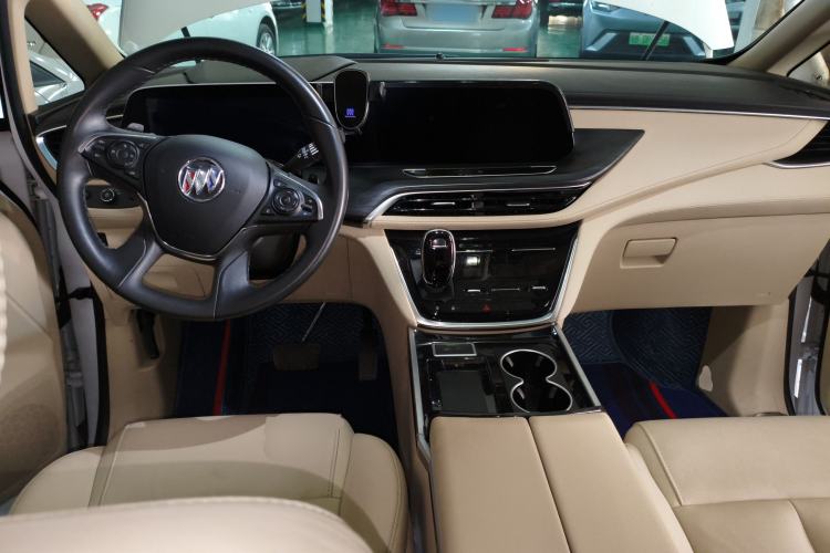 Used Buick GL8 2022 ES Landtrek 653T Luxury Edition
