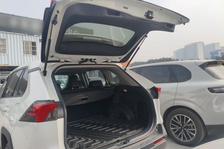 Used Toyota RAV4 2020 2.0L CVT Two-Wheel Drive Fashion PLUS Edition
