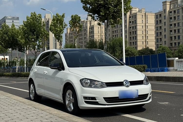 Used Volkswagen Golf 2017 230TSI Automatic Comfort Edition – Celebrating Milestone of One Million Units
