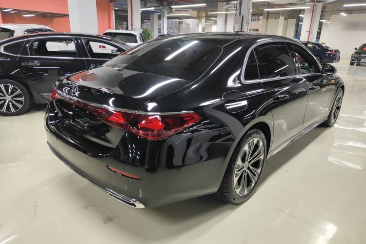 Used Mercedes-Benz E-Class 2025 Facelift E 300 L Luxury Edition