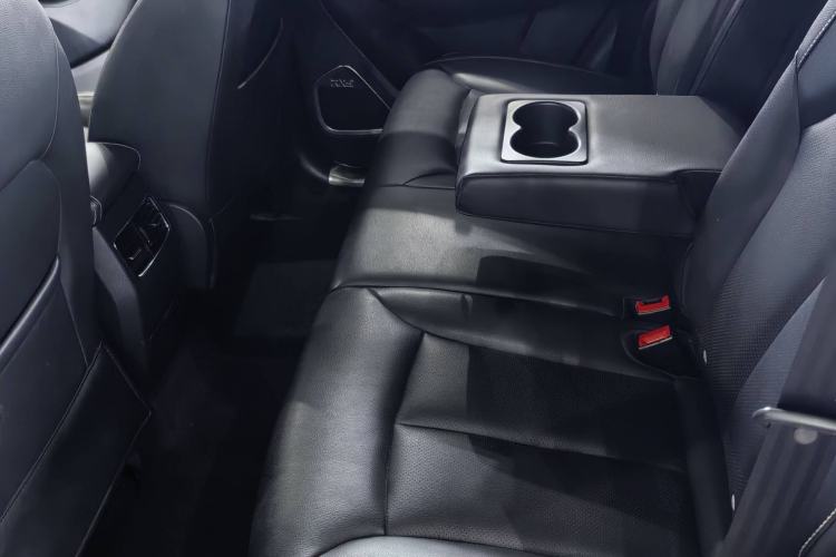 Used Roewe RX5 2018 20T Two-Wheel Drive Automatic Flagship Edition
