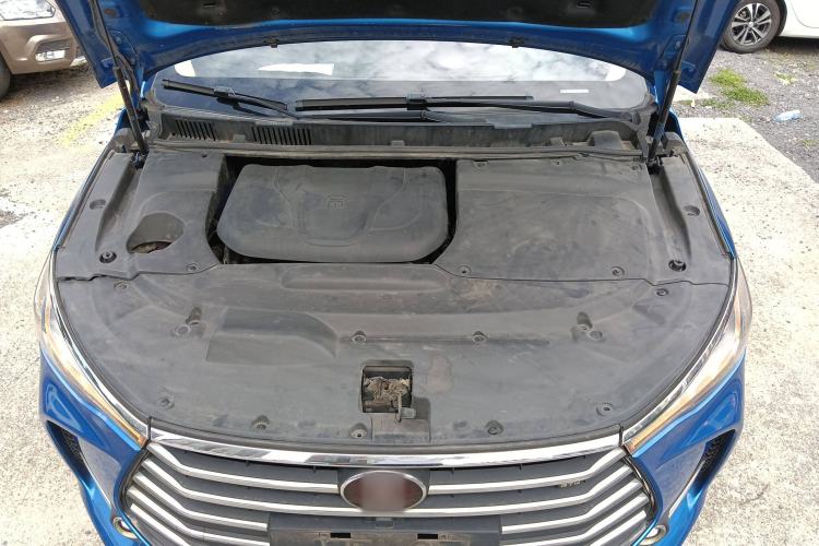 Used BYD Song MAX 2017 1.5T Automatic Smart Connect Elite 7-Seater
