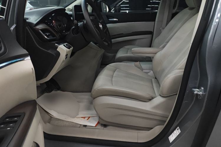 Used Buick GL8 2023 Land Executive Class Smart Enjoyment Model
