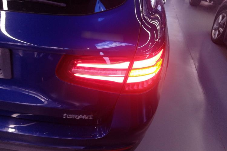 Used Mercedes-Benz GLC 2016 GLC 260 4MATIC Luxury Model
