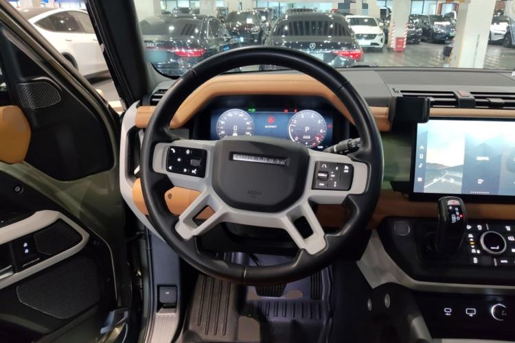 Used Land Rover Defender 2023 Facelift 110 3.0T P400 X-DYNAMIC HSE
