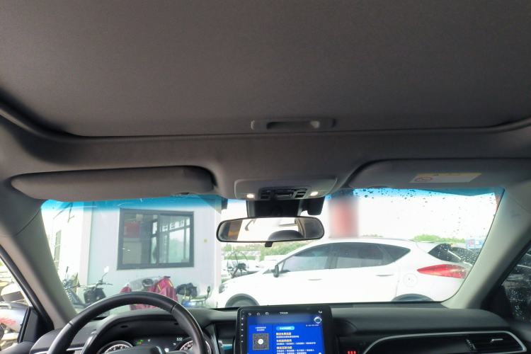 Used Toyota Camry 2021 2.0G Luxury Edition
