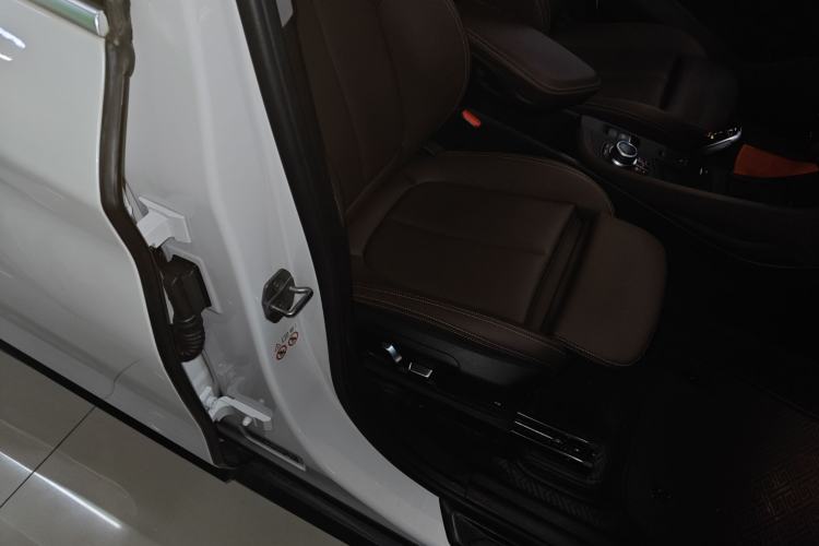 Used BMW X1 2021 Restyled sDrive25Li Leading Edition
