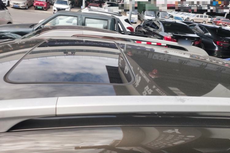 Used Peugeot 3008 2015 2.0L Automatic Classic Edition
