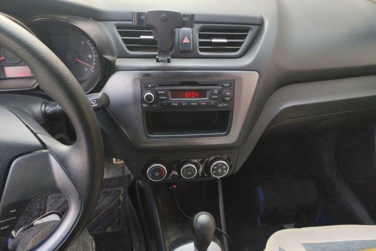 Used Kia K2 2015 Sedan 1.4L Automatic GLS