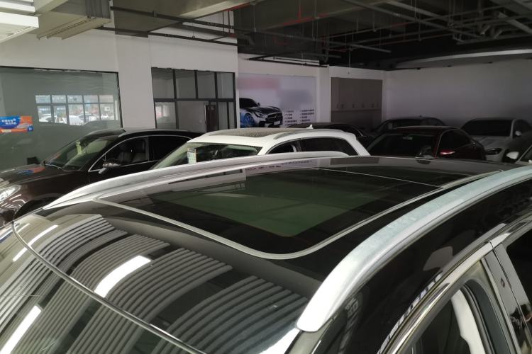 Used Hongqi HS5 2022 Revised Version 2.0T Smart Connect Flagship Edition
