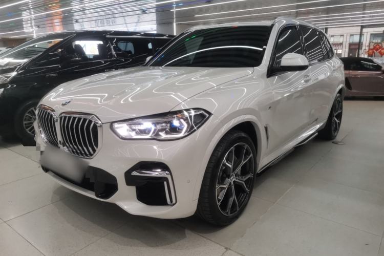 Used BMW X5 2022 xDrive 40Li M Sport Package