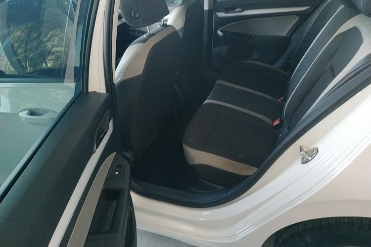 Used Volkswagen Golf 2023 200TSI DSG