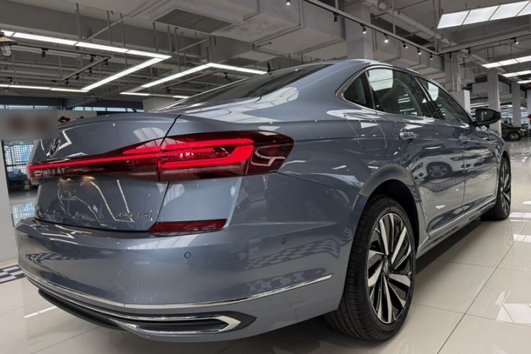 Used Volkswagen Passat 2022 330TSI Starry Luxury Edition
