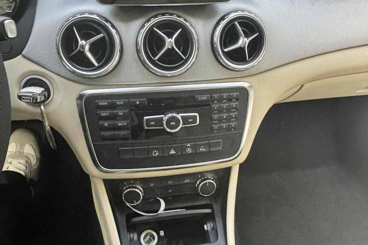 Used Mercedes-Benz GLA 2015 GLA 200 Sport Edition
