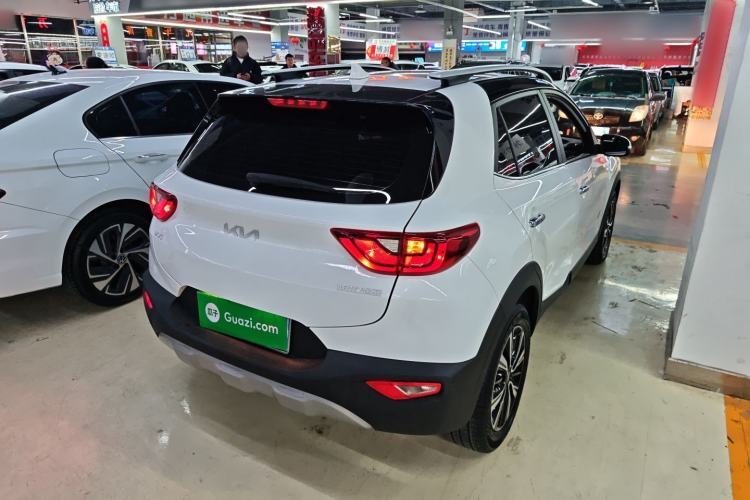 Used Kia kx1 Stonic 2021 1.4L CVT Sunroof Model
