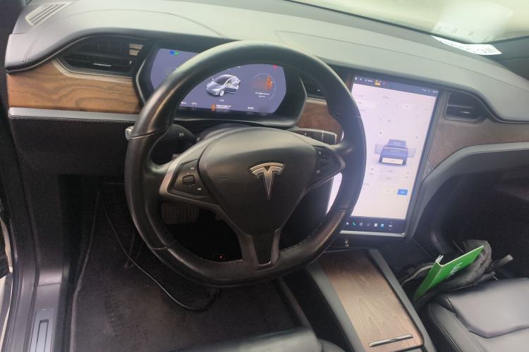 Used Tesla Model X 2019 Long-Range Version
