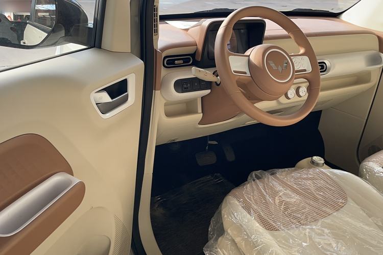 Used Wuling Hongguang MINIEV 2024 3rd Generation 215km Youth Edition
