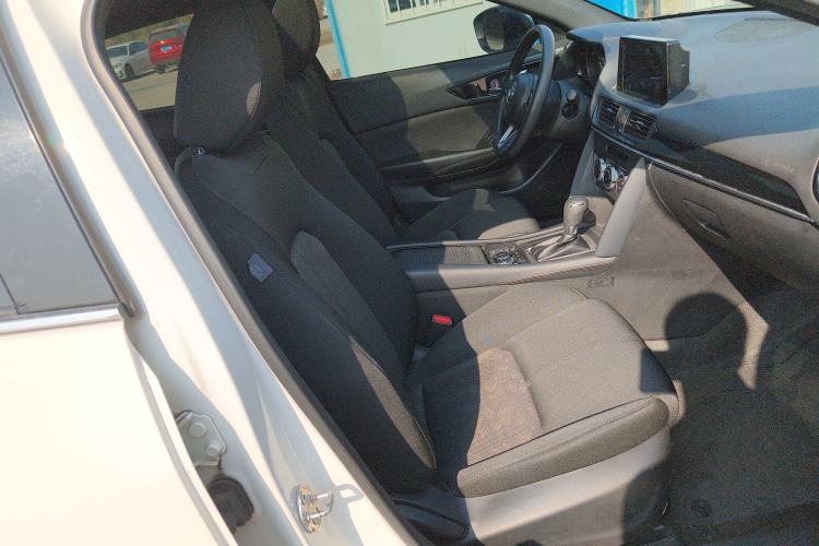 Used Mazda CX-4 2020 2.0L Automatic Two-Wheel Drive Blue Sky Dynamic Edition
